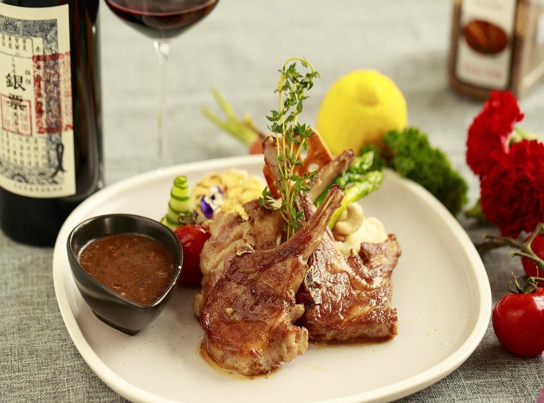 FAQs About 'Have a Safe Flight' GIFs