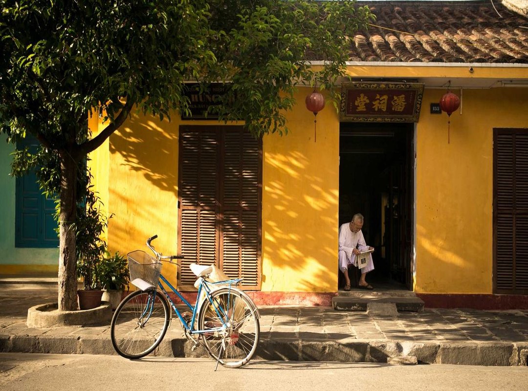 The Lifecycle of a Meme: What 'Clown Water' Tells Us About Internet Humor